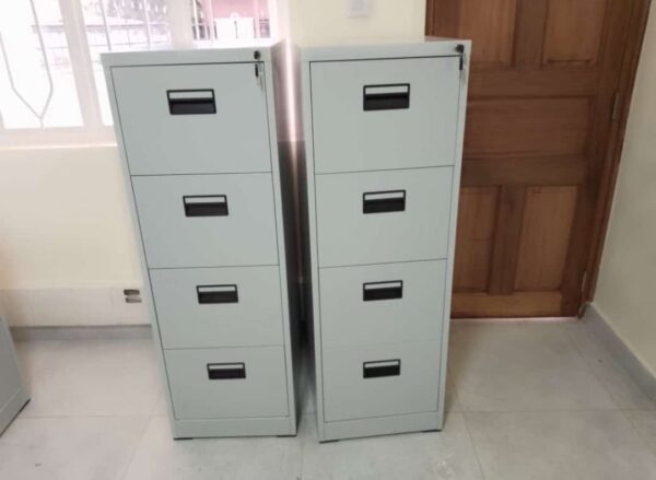 4-drawer office cabinet - Image 2
